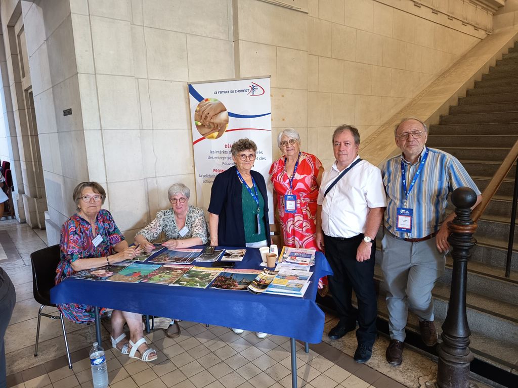 80 ans - Salon des associations